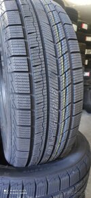 Zimné pneumatiky 215/55 R17 - 2