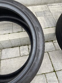 Letné pneumatiky 225/40 r19 - 2