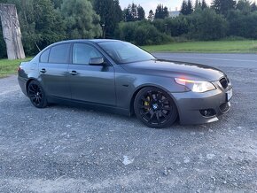 Bmw e60 545i - 2