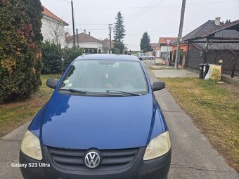 Volkswagen FOX - 2