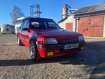 Peugeot 205 CTI - 2