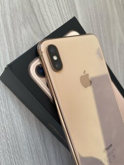 Predám iPhone XS max 64GB farma gold v dobrom stave - 2