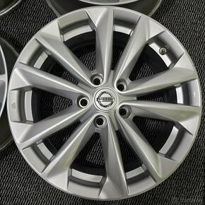 17" ALU disky z Nissan Qashqai 17x7J ET40 5x114,3 - 2