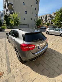 Mercedes-Benz  Gla 200d - 2