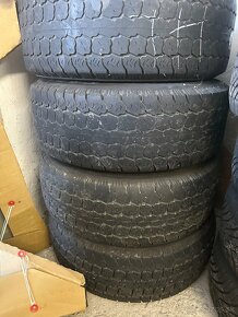 1. 235/65 r16c 6x130 - 2