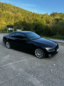 BMW 320i e92 coupe - 2