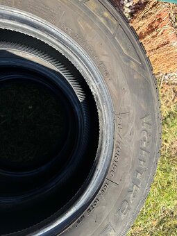 Letné pneu 215/70R15C - 2