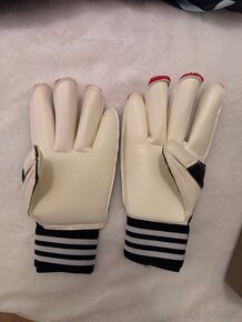 Brankárske rukavice Adidas Tiro Pro veľkosť 8.5 - 2