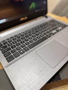 asus notebook x507u Top nove - 2