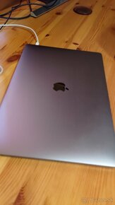 macbook pro 15" 32GB ram 1TB ssd - 2