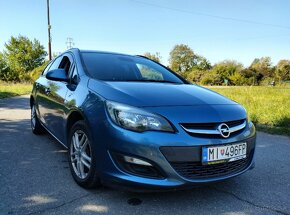 Opel Astra sports Tourer - 2