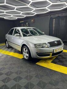 Škoda Superb V6 2.8 2005, vládní auto v krásnom stave, 2. ma - 2