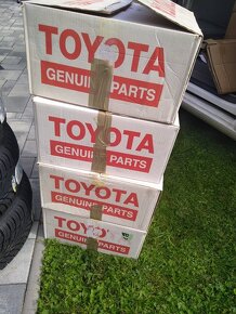 15" alu TOYOTA originál + TPMS + pneu DOT 2024. - 2