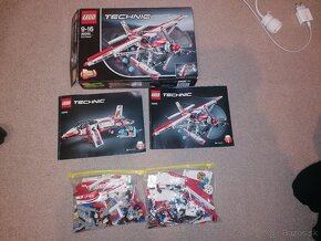 Predám Lego Technic 42040 - 2