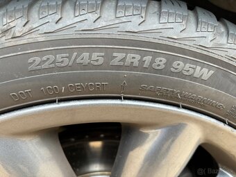 Letne Michelin Pilot Sport 4 225/40 R18 - 2