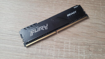 Predám 16GB DDR4 RAM pamäte - 2