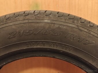 Pirelli Scorpion 215  65 R 17 - 2