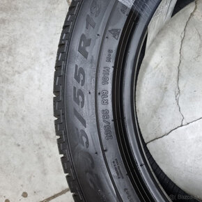 Zimné pneumatiky 235/55 R19 PIRELLI RSC DOT3521 - 2