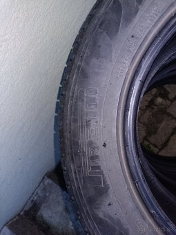 Celorocne pneumatiky Pirelli 215/65 R16 - 2