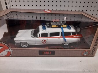 Cadillac Ecto-1 Ghostbusters 1984 - 1:24 Jada Toys - 2