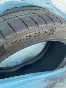 Letné pneu Michelin Pilot Sport 4 255/35 R19 96Y - 2