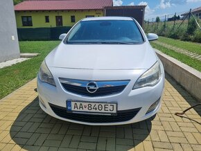 Opel Astra 1.7 CDTi 125k Enjoy - 2