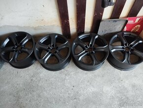 Predám originál alu disky Audi 5x112 r17 - 2