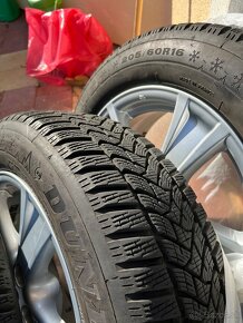 Predám sadu zimných pneu Dunlop Winter Sport 5 205/60 R16 - 2