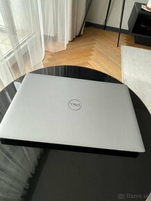 DELL Latitude 5520 - 2