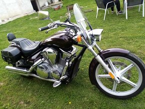 Honda vt 1300 Sabre (2010) - 2