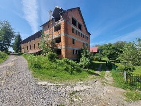 Hotel a chatky v blízkosti lyžiarskeho strediska - Hriňová - 2