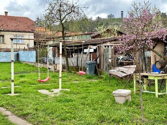 MAĎARSKO - SZENDRO 3 IZBOVÝ RD S OBCHODNÝM PRISTOROM LEN 70K - 2