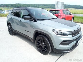 Jeep Compass 1.5 e-Hybrid Upland, 37 000 km, SR, v záruke - 2