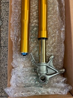 Predám predné tlmiče Öhlins na Ducati  V4s - 2