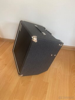 Predám basgitarové kombo Ampeg - 2