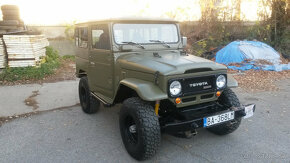 Toyota Land Cruiser BJ 42 - 2