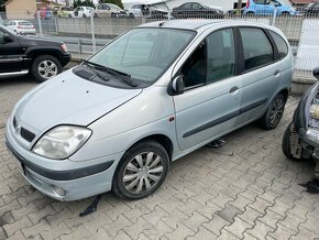 Lacno rozpredám Renault Megane Scenic 1996-1999 na náhradné - 2