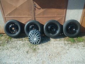 Plechové disky 5x114,3 R16 + Zimné pneumatiky DUNLOP - 2