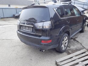 Rozpredám Mitsubishi outlander 2.0diesel - 2