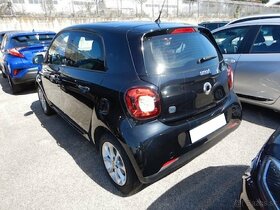 Smart ForFour r.9/2019, 60kW/72k, 1.majiteľ, čierna metalíza - 2