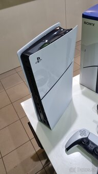 PlayStation 5 Slim s mechanikou - 2