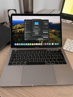 Macbook PRO 13'' i5 2018 TouchBar Space Grey - 2