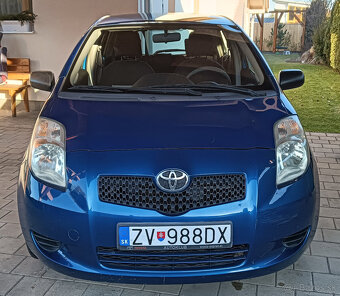 Toyota Yaris 1.0 VVT-i Base - 2