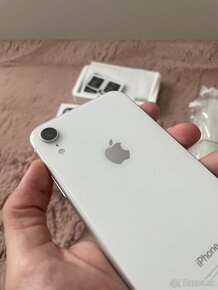 IPhone XR 128GB biely, nová batéria - 2