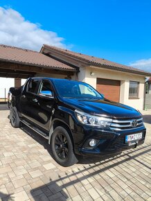 Toyota Hilux 2,4d 4x4 Slovenské 1.majitel - 2