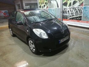 TOYOTA YARIS 1.3 VVT-i 5-dverovy hatchback - 2