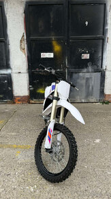 Yamaha YZ 450 F - 2