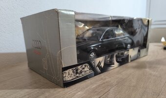 Model auta Audi A6 C5 1:18 - 2