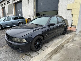 Diely BMW e39 530D 142kW topazblue carbonschwarz - 2