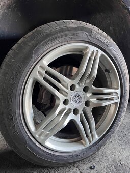 Predám Kolesa r19 5x130 Porshe audi Volkswagen - 2